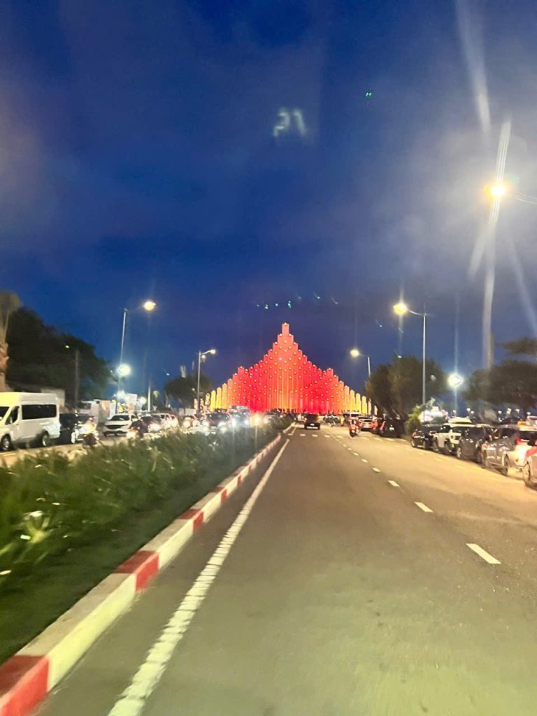 Thuê xe vũng tàu đi Sài Gòn có tài xế 