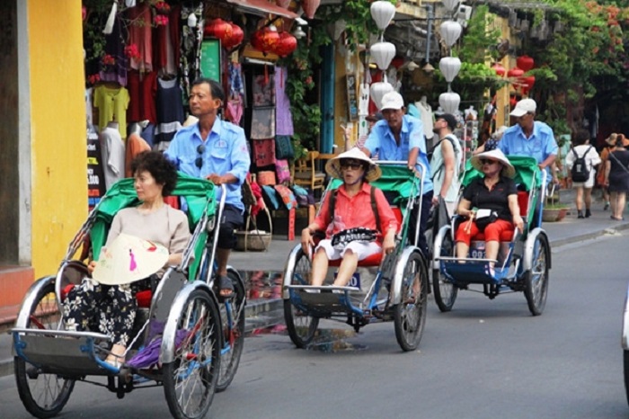 thuê xe cho đoàn khách nước