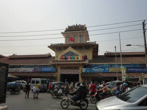 Thuê xe du lịch có tài xế tại Quận 5