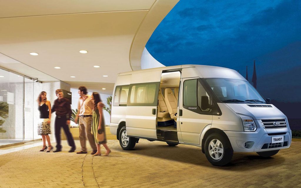 Thuê xe du lịch có tài xế tại quận 9