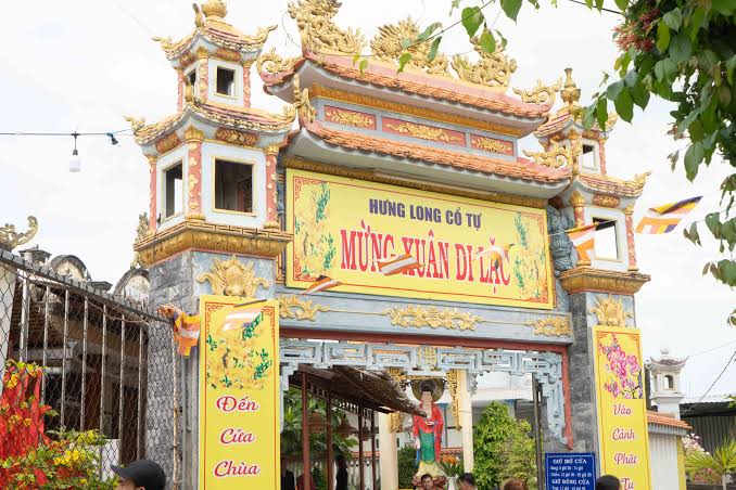 Thuê xe du lịch có tài xế 