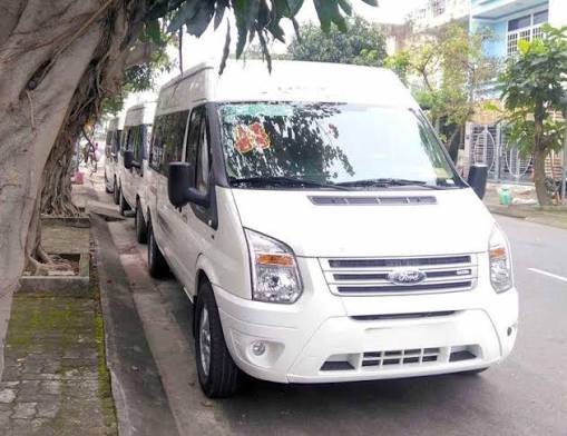 Thuê xe 16 chỗ đi đám cưới 