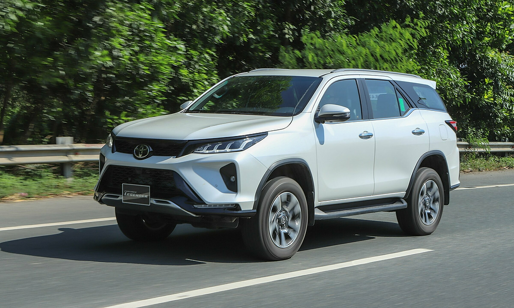 Thuê xe 7 chỗ Thủ Đức đi Núi Chứa Chan Đồng Nai