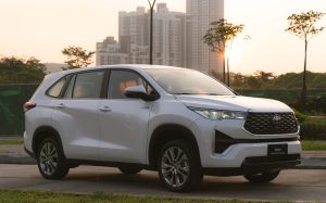 Thuê xe 7 chỗ thủ đức làm việc trong ngày 