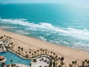 Thuê Xe 7 Chỗ Từ Thủ Đức Đi Hồ Tràm Resort Mùa Hè Có Tài Xế Giá Tốt